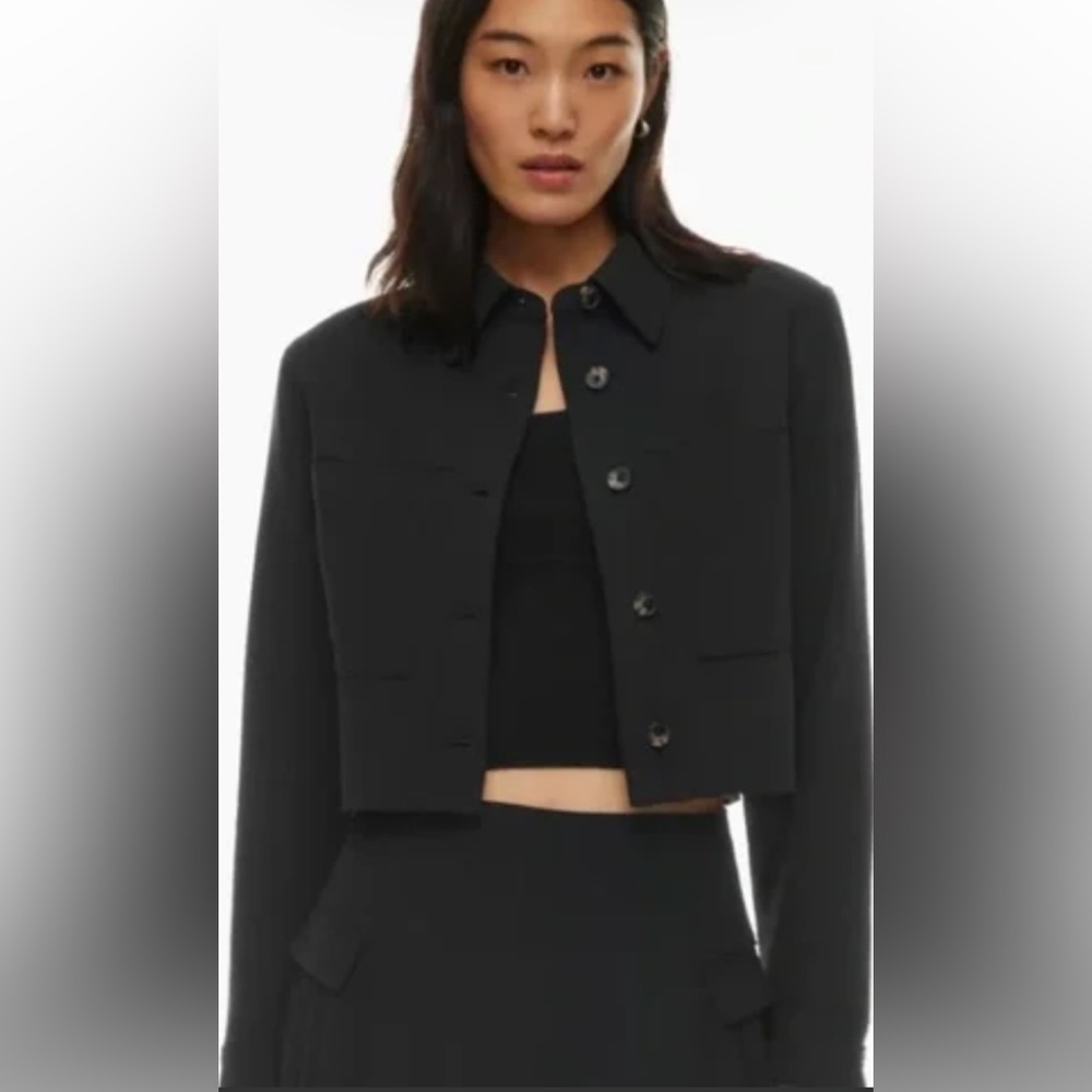 Wilfred Aritzia Black Cropped Button Jacket
